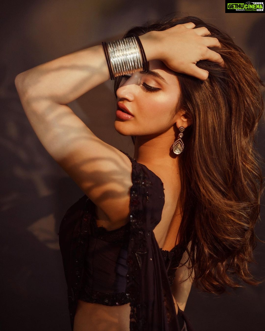Sreeleela Instagram - When you don’t know what to wear the knack is wear black ✨ . . . . . . . . Styled by @rashmitathapa Wearing @tanva_by_deepika Jewellery @karnikajewelshyd Makeup @makeupartist_arti Hair @tejisinghofficial Shot by @puchi.photography Styling team @tedhimedhi
