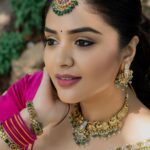 Sreemukhi Instagram - Dussehra 💛✨ ASMP on @starmaa ✨ Styling @harinireddym Outfit @nsdesignerstudios Jewellery @fashioncurvee PC @manoj_gangula Makeup @nookesh.malla Hair @mahesh_ravulapalli #sreemukhi #dusshera #aadivaaramwithstarmaaparivaaramstarwars