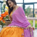 Sri Satya Instagram – 🌟
. 
. 
Outfit : @paridesigners
Mua : @vinusha
📸 : @happyportraitsphotography
Location : @nizamfilmcity