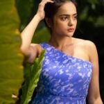 Sri Satya Instagram - Her soul is fierce. Her heart is brave. Her mind is strong. . . 👗 @label_viko ❤️
