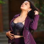 Sri Satya Instagram - 🔥 . . . 👗 @amulyakrishnacoutureofficial