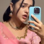 Sri Satya Instagram - POV: When you don't have a boyfriend to praise you. . . Vere option ledhhh mama! Manaki maname pogudukovali 😁 . #mightdeletelater Outfit: @elegant_threads_by_salma Jewellery @elegant_jewellery_by_salmaazad Vijayawada, India