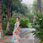 Sri Satya Instagram - Giving away a discount to u all ❤️ - write BTR15 to avail a discount from their website . ❤️🫰🏻 . The place was super amazing .If u are looking for a escape i would highly recommend @browntownresort ❤️ .