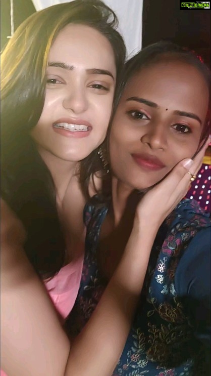 Sri Satya Instagram - Andukura NV naku frnd aynav 😁😁😘😘