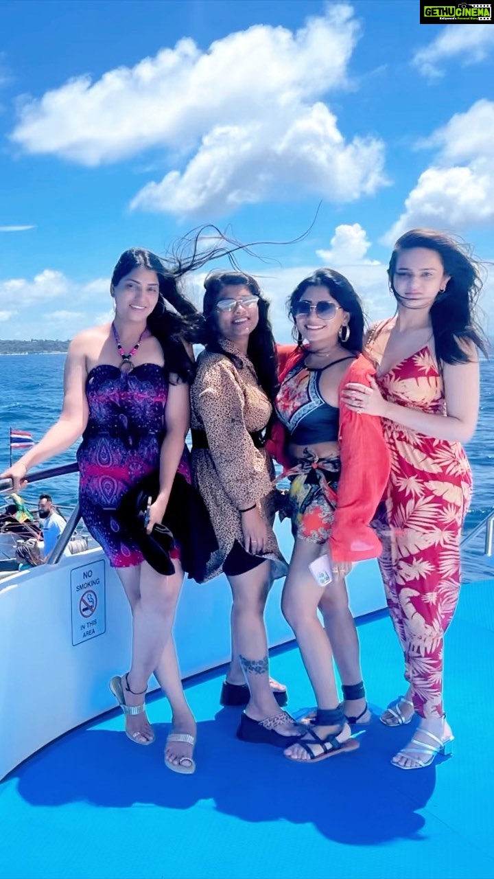 Sri Satya - 205.7K Likes - Bad Girls Go To Bangkok 🔥✨
#bangkokdiaries #girlstrip #girlgang #thailand #bangkok #phuket #phiphi #phiphiisland #pattaya #walkingstreet #trip #bangkoktrip #phukettrip #thailandtrip #thailanddiaries #walkingstreetpattaya #walkingstreetthailand #floatingmarket