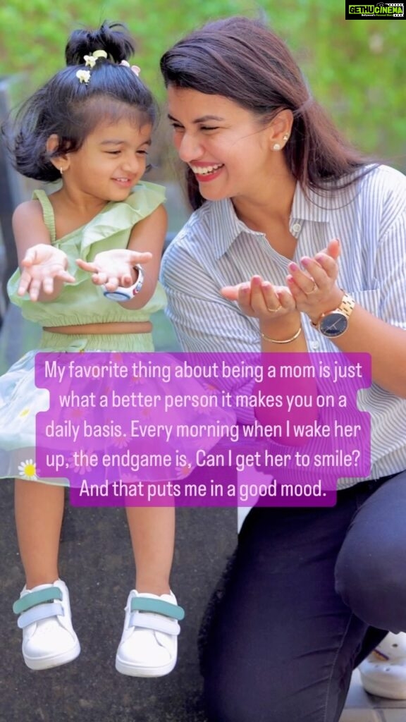Sridevi Ashok Instagram - My favorite thing about being a mom is just what a better person it makes you on a daily basis. Every morning when I wake her up, the endgame is, Can I get her to smile? And that puts me in a good mood. #srideviashok #motherhood #momanddaughter #mommyandme #momlife #daughterlove #likemotherlikedaughter #womeninspiringwomen #strongwomen