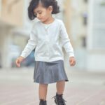 Sridevi Ashok Instagram - Happy Children’s Day 🫶❤️ @sitara_chintala The earth reveals its innocence through the smiles of children. A very warm wish for all the children on this special day. Photography : @rootzstudios #kidsphotography #childphotography #childrensday #kidsfashion #kidsdress #chennaikids