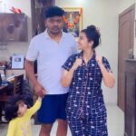Sridevi Ashok Instagram - Our Diwali fun dance - Non Sync la ponalum nalla dha irukku 🤪❤️🪔☺️ #diwali #diwalidecorations #diwalidance #tamiltrending #trendingsong #srideviashok #srideviashokdance