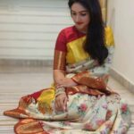 Sridevi Vijaykumar Instagram – Wishing you and your family a happy Dussehra 🙏🤗

Saree :@omsai_pattusarees @omsai_designers
.
.
.
#dussehra #happydussehra #festival #festivewear #festivevibes #kanchisaree #pattusaree #saraswatipuja #ayudhapooja #vijayadashami #navaratri #celebration  #sridevi #sridevivijaykumar