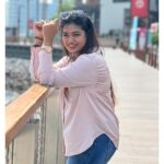 Srinisha Jayaseelan Instagram – Dubai💜❤️😍