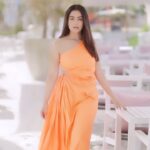 Srishty Rode Instagram - Is It Me? 💁🏻‍♀️✨ . . 📍. @jumeirahzs 🎥 @iamrohitsulakhe 👗 @pankhclothing