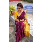 Srithika Instagram - May this new month bring you closer to your goals and dreams. You have the courage and determination to pursue them with all your heart. Wishing everyone a happy new month! . Saree @w2m_boutique Jewels @kabijewellery Flower @arthanhandmades . #newmonth #newbeginnings #happynewmonth #blessings #happy #prosperity #saree #shooting #flowers #silkcocoon #workmode