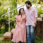 Srithika Instagram - Trending Magarasi Serial Pair. . On Screen: @srithika_saneesh & @ssr_aaryann Thank you for being our Model. Outfit: @unikpondicherry Stylist: @kayalkumaran Photography: @weddingsbyskphotography Assisted: @shotbygowtham Location: @laureliavilla . Special thanks to @balajipuducherry @_kumaran_murugesan_ for support.. . #unikcreations #kayalkumaran #bridalblouse #bridesofinstagram #srithika #tamilactress #galatta #pondicherry #pondicherrydiaries🌴 L' Aurelia Villa