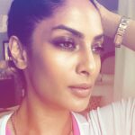 Sriya Reddy Instagram –