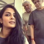 Sriya Reddy Instagram – Travelling with my parents after such a long time ! Also making them take some very ridiculous pictures 🤣 !