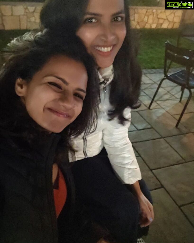Sruthi Hariharan Instagram - If you've had friendships for around 20 years, then a) they've seen you through the roller coaster ride that life has been b) they've definitely got your back and c) even before you say anything, they intuitively know it . This and more is what I feel about you @amitha_murali. My secret keeper since 2 decades, my best friend ... The happiness I felt being around you and your beautiful family is inexplicable. @get2pp you da best ❤️ Thank you once again for making the end of this trip amazingly memorable. Can't wait to see you again in India . #christiteforever #friendsforlife Boston, Massachusetts