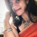 Sruthi Hariharan Instagram - I've always looked at jewellery, as a form of art and creative expression. Hence, when I see something different and exquisite, I lose my heart to it . Like this set from @citrinejewellery . Just that piece was enough to make me feel a little extra zhuzhed up :) Thank you @shashwatichandrashekar for making sure I wear it ♥️