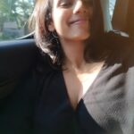 Sruthi Hariharan Instagram - When you are chilling with @aanita777 and she has her camera ever ready :)