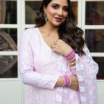 Subhashree Ganguly Instagram - She wrote love with her smile and magic with her eyes 💞 . . . . . . . . #instafashion #fashionstyle #ootd #ootdfashion #fasionista
