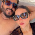 Subhashree Ganguly Instagram - ☀️ 🏝️ 🥤 @rajchoco