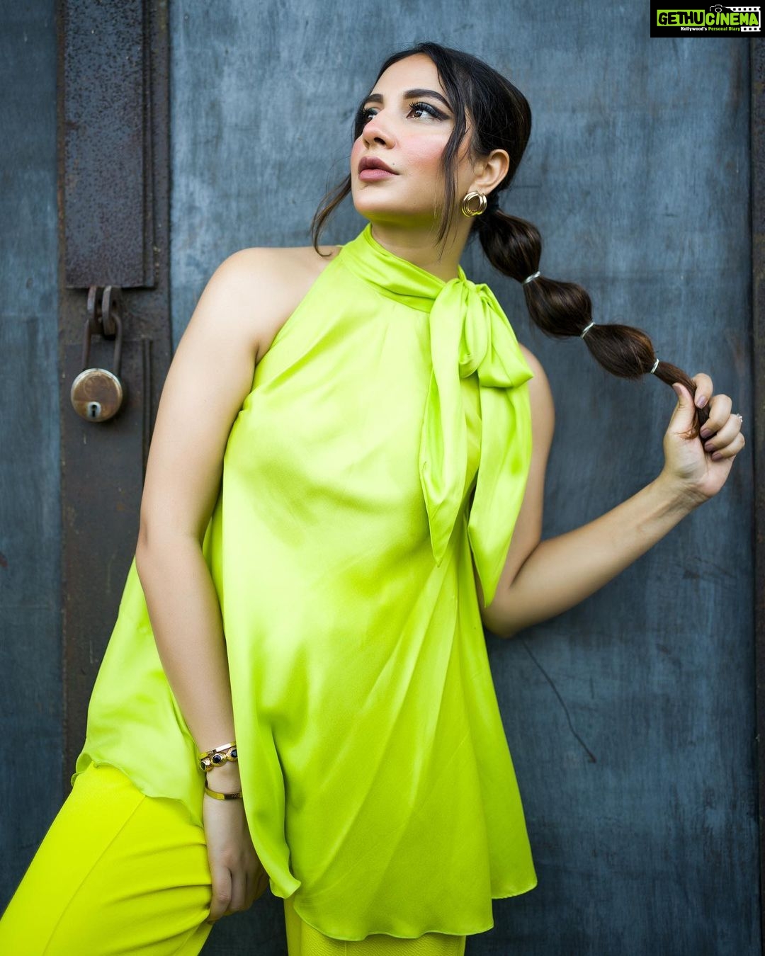 Subhashree Ganguly Instagram - 💚💚💚 . . . . . . #instafashion #instapic #instagood #ootd #ootdfashion #fashionista