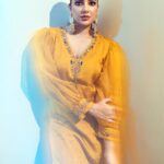 Subhashree Ganguly Instagram - Shine on ✨ . . . . . . #instafashion #ieg #instagood #fashion #fashionstyle #fashionista