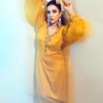Subhashree Ganguly Instagram - Shine on ✨ . . . . . . #instafashion #ieg #instagood #fashion #fashionstyle #fashionista