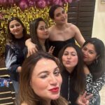 Subhashree Ganguly Instagram - My galsssssss ❤️😘