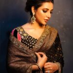 Subhashree Ganguly Instagram - Grace always conquers..❤️ . . . . . . Outfit @shradhasbong Accessories @chicvibypoonam Stylist duo @sizaa92 @thankgod_itsfashion Assisted by @isuvosri13 Mua @makeupartist.sourab Hair @sarmistha1992 📸 @abhinaskarphotography . . #instagram #instagood #instadaily #instalike #mood #love #peace #ethnicwear #indubalabhaterhotel #hoichoi #ootd #explore #explorepage