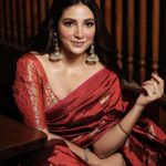 Subhashree Ganguly Instagram – Elegance is beauty ❤️
.
.
.
.
.
Saree @designsbymitanghosh 
Jewellery @illuminate_shine_everyday 
Stylist duo @thankgod_itsfashion @sizaa92 
Assisted by @isuvosri13
Mua @makeupartist.sourab 
Hair @sarmistha1992 
📸 @othoba.neba 
.
.
#instagood #instadaily #instalove #saree #sareelove #ethnicwear #ootd #love #peace #explorepage #explore
