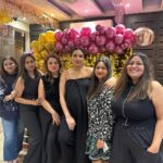 Subhashree Ganguly Instagram - My galsssssss ❤️😘