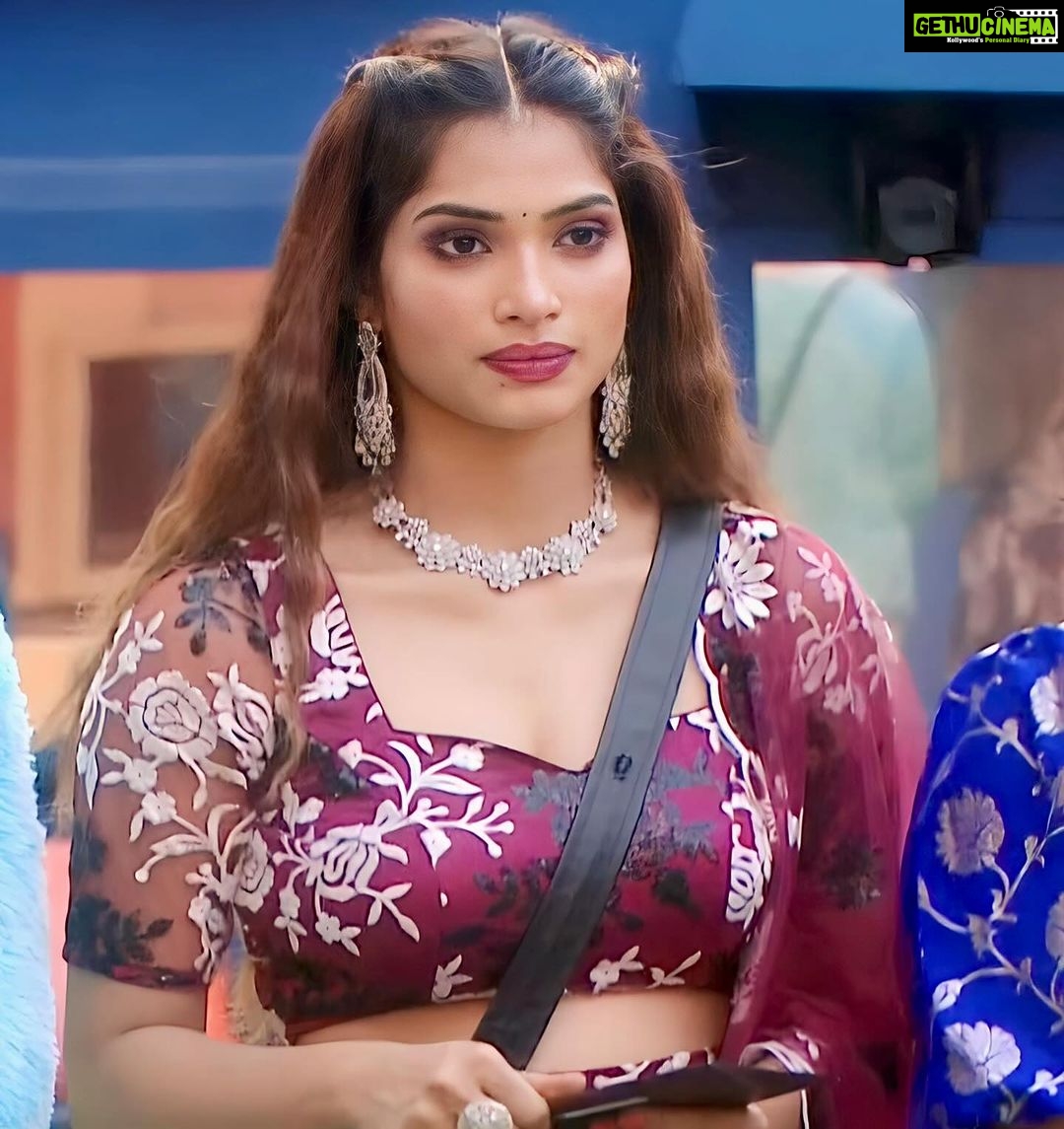 Subhashree Rayaguru Instagram - I can't thank you enough for your incredible support and for casting your vote. Your belief in me means everything! 🙏❤️ Costume by :@sravanthisuresh_boutique Jewellery by : @fashioncurvee #biggboss #biggboss7telugu #starmaa #maa #subhasree #teamsubbu #subbubigboss #BiggBoss #BiggBossTelugu #BiggBoss7Telugu #BiggBossSeason7 #BiggBoss7TeluguUpdates #DisneyplusHotstar #Hotstar #Starmaa #Trending #TrendingReels #Explore #Viral #ViralReels #instagram