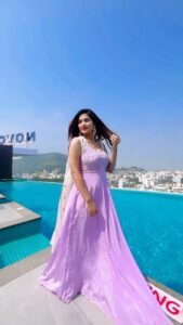 Subhashree Rayaguru Instagram - Vijaywada❤️🫶🏻
Outfit @nishpanna_couture _couture
Earrings @aanvitrends 

#subhu #subhashree #biggboss #biggboss7 #biggboss7telugu #vijawada #pallaviprashanth #sivaji #yawar #trendingreels