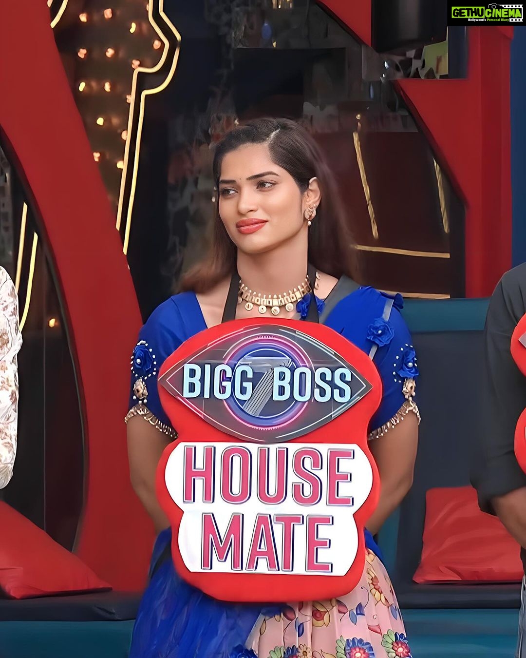 Subhashree Rayaguru Instagram - When it comes to expressing emotions, she's the reigning queen, wearing her heart 👑❤️ Costume by : @sreha_designer_studio Jewellery by : @aanvitrends How to vote? * Login to Disney plus hotstar * Search Biggboss Telugu 7 * Tap on vote * Cast 1 vote to subhashree * Give 1 missed call to 8886676913 #biggboss #biggboss7telugu #starmaa #maa #subhasree #teamsubbu #subbubigboss #BiggBoss #BiggBossTelugu #BiggBoss7Telugu #Bigg BossSeason7 #BiggBoss7TeluguUpdates #DisneyplusHotstar #Hotstar #Starmaa #Trending #TrendingReels #Explore #Viral #ViralReels #instagramers