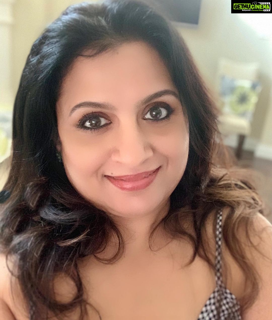 Suchitra Murali Instagram - See the possibilities not problems..👁🤓