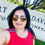 Suchitra Murali Instagram - Maximum justice a selfie could offer..though the head and tail is out from Robert Mondavi..😃