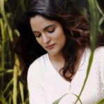 Sukrutha Wagle Instagram – Peace is always beautiful ❤️

A peaceful click by @idle_works 

#sukrutha #sukruthawagle #actor #actress #southactress Bangalore, India
