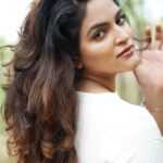 Sukrutha Wagle Instagram – Self Love and Self care is the best potion of happiness 💖
.
.
Captured by @idle_works 
.
.
#sukrutha_wagle #sukrutha #sukruthawagle Bangalore, India