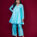 Suma Kanakala Instagram - Have a thriving Thursday 🦋 Styled by @stylebyannapurna Collaboration with Outfit @laya_gonuguntla Makeup @madhu_derangula Hair @chinnisrinu_stylist Photography @valmikiramuphotography #sumakanakala #suma #anchorsuma #anchorsumakanakala #thursday
