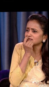 Suma Kanakala Instagram - Only our Stressbusters can give these crazy answers 😂 Episode 6 from Season 3 of our favorite “Stress Busters” series is OUT NOW (LINK IN BIO). Watch it without any further delay and relieve your stress. A brand new season and much more fun... #sumakanakala #anchorsuma #suma #anchorsumakanakala #stressbusters #sumayoutube