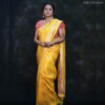 Suma Kanakala Instagram - Monday blues? I generally don’t have the concept of Sunday or Monday as my profession is very flexible/uncertain 🤩🤩 Makeup, Hair & Styling @emraanartistry Collaboration with Outfits @pari.designers_ Jewellery @aditi_collection Photography @csk_cliks #sumakanakala #suma #anchorsuma #anchorsumakanakala #monday #mondaymotivation