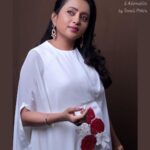 Suma Kanakala Instagram - Zorro 🐶 is Love ❤️ Styled by @officialanahita Style Team @pranathivarma.k Collaboration with Outfit @prashantikumarlabel Jewellery @adornablesbysonalimehra Makeup @emraanartistry Hair @malla_reddy_hairstylist Photography @valmikiramuphotography #sumakanakala #suma #anchorsuma #anchorsumakanakala #weekend #saturday