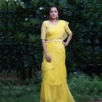Suma Kanakala Instagram - 💛 Styled by @officialanahita Collaboration with @swaradesignerboutique Makeup, Hair & Nails @emraanartistry Photography @valmikiramuphotography #suma #sumakanakala #anchorsuma #saturday #anchorsumakanakala