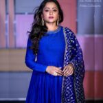 Suma Kanakala Instagram – 💙
Makeup, Hair, Nails & Styling @emraanartistry
Collaboration with
Outfit @yashandashimatholia
Hyderabad Store @adi_shakti_label
Jewellery @aditi_collection
Photography @csk_cliks
#suma #sumakanakala #anchorsuma #anchorsumakanakala