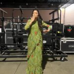 Suma Kanakala Instagram - 💚 Styled by @officialanahita Collaboration with Outfit @bytarunisrigiri Jewellery @adornablesbysonalimehra Makeup & Hair @zealmakeupstudio #sumakanakala #suma #anchorsuma #anchorsumakanakala