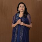 Suma Kanakala Instagram - 🫐 Styled by @officialanahita Collaboration with Outfit @prashantikumarlabel Ring @amosh_in Hair @malla_reddy_hairstylist Photographer @valmikiramuphotography #suma #sumakanakala #anchorsuma #anchorsumakanakala