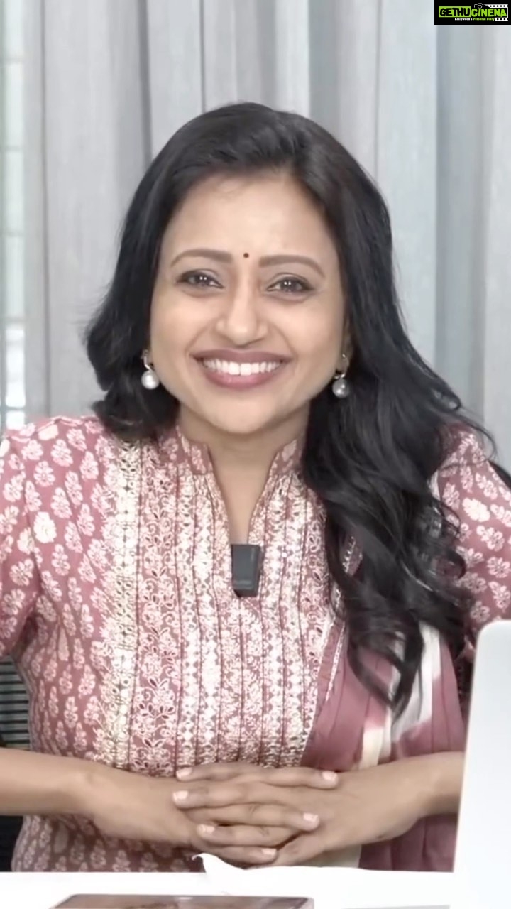 Suma Kanakala Instagram - Hearty Congratulations to the Winners of my YouTube LIVE ‘Pattukunte Giftu’ Episode 3 - Mani, Sailakshmi, Naresh, Mallika and Usha. 😊🥰 #sumakanakala #suma #anchorsuma #sumayoutube #pattukuntegiftu #anchorsumakanakala #youtubeLIVE #youtube