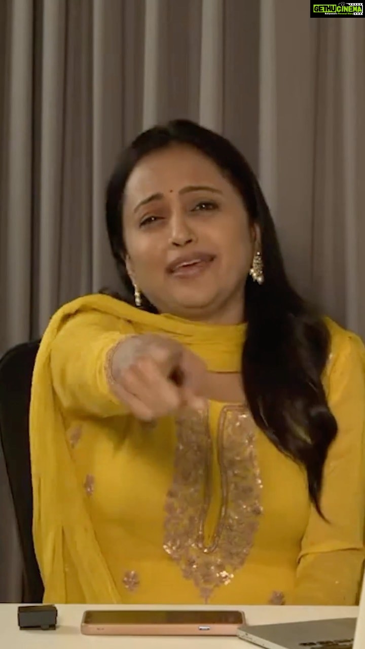 Suma Kanakala Instagram - Hearty Congratulations to the Winners of my YouTube LIVE ‘Pattukunte Giftu’ Episode 2. Big hug to all of you Sirisha, Ayesha, Maheshwari, Jhansi Rani and Shivani. Stay Tuned for the Announcement on my Next LIVE very soon☺️❤️ #sumakanakala #suma #anchorsuma #sumayoutube #pattukuntegiftu #anchorsumakanakala #youtubeLIVE #youtube
