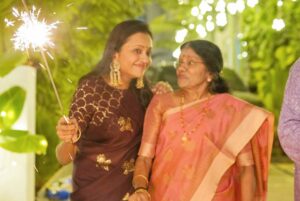 Suma Kanakala Instagram - Happy Diwali ❤️‍🔥