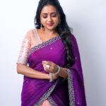 Suma Kanakala Instagram - Don’t wait for the weekend to enjoy life; find joy in every day 💜 Styled by @stylebyannapurna Assisted by @i.deekshasetti Collaboration with Outfit @varahi_artstudio Jewellery @shopriyaaofficial Bangles @aditi_collection Makeup @emraanartistry Hair @thrinath_nambara_ Photography @valmikiramuphotography #sumakanakala #suma #anchorsuma #anchorsumakanakala #sumaadda #saturdayvibes #saturday